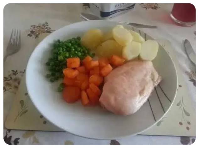 La actuación de Sofía Carson como este plato de comida; toda insípida y sin chiste