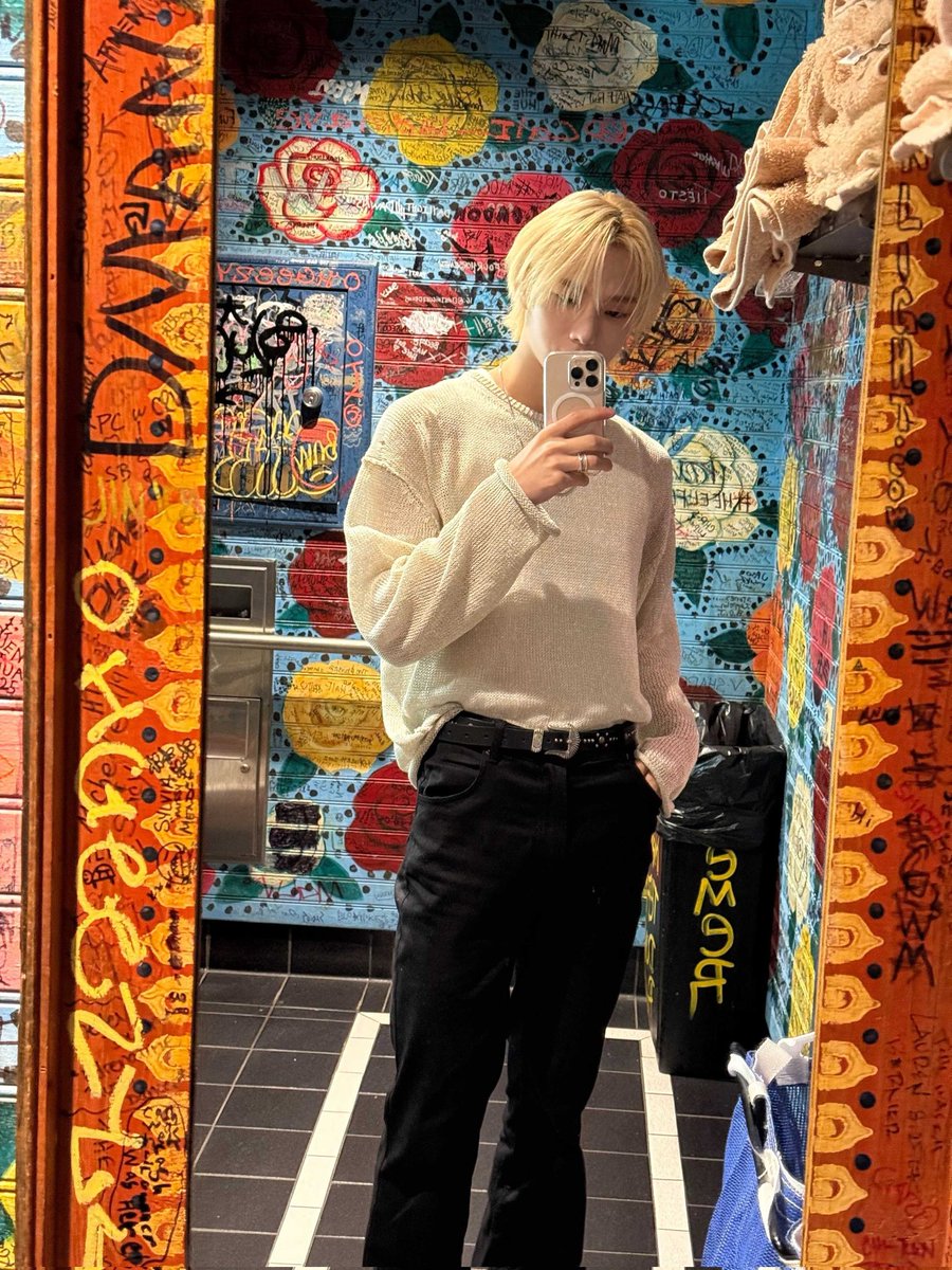 boynextdoortwt's tweet photo. #SUNGHO weverse update

#BOYNEXTDOOR https://t.co/zvwIbLpicJ