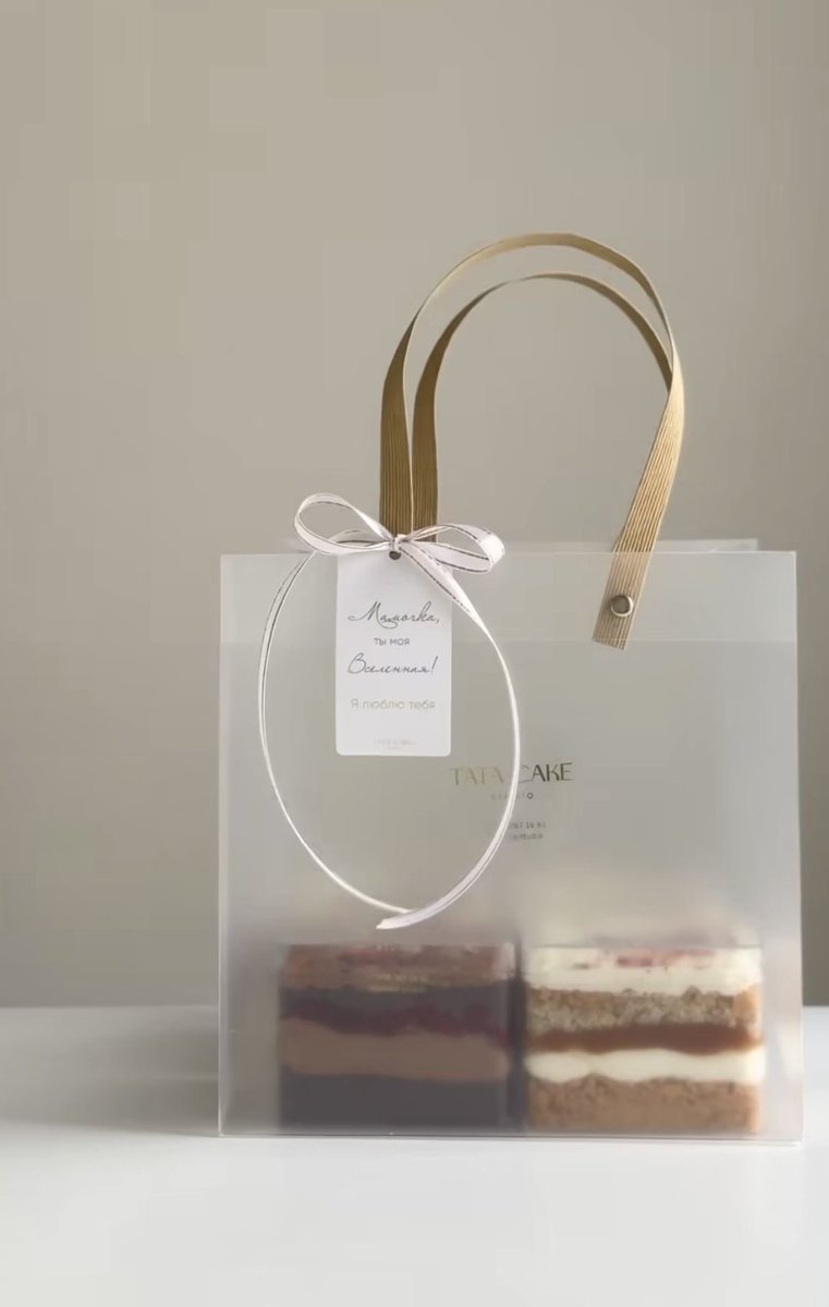 spxritedawayy's tweet image. Hampers pertama untuk orang yang deket sama Ryo pertama kali @aguusstd diterima ya uwa bingkisannya.