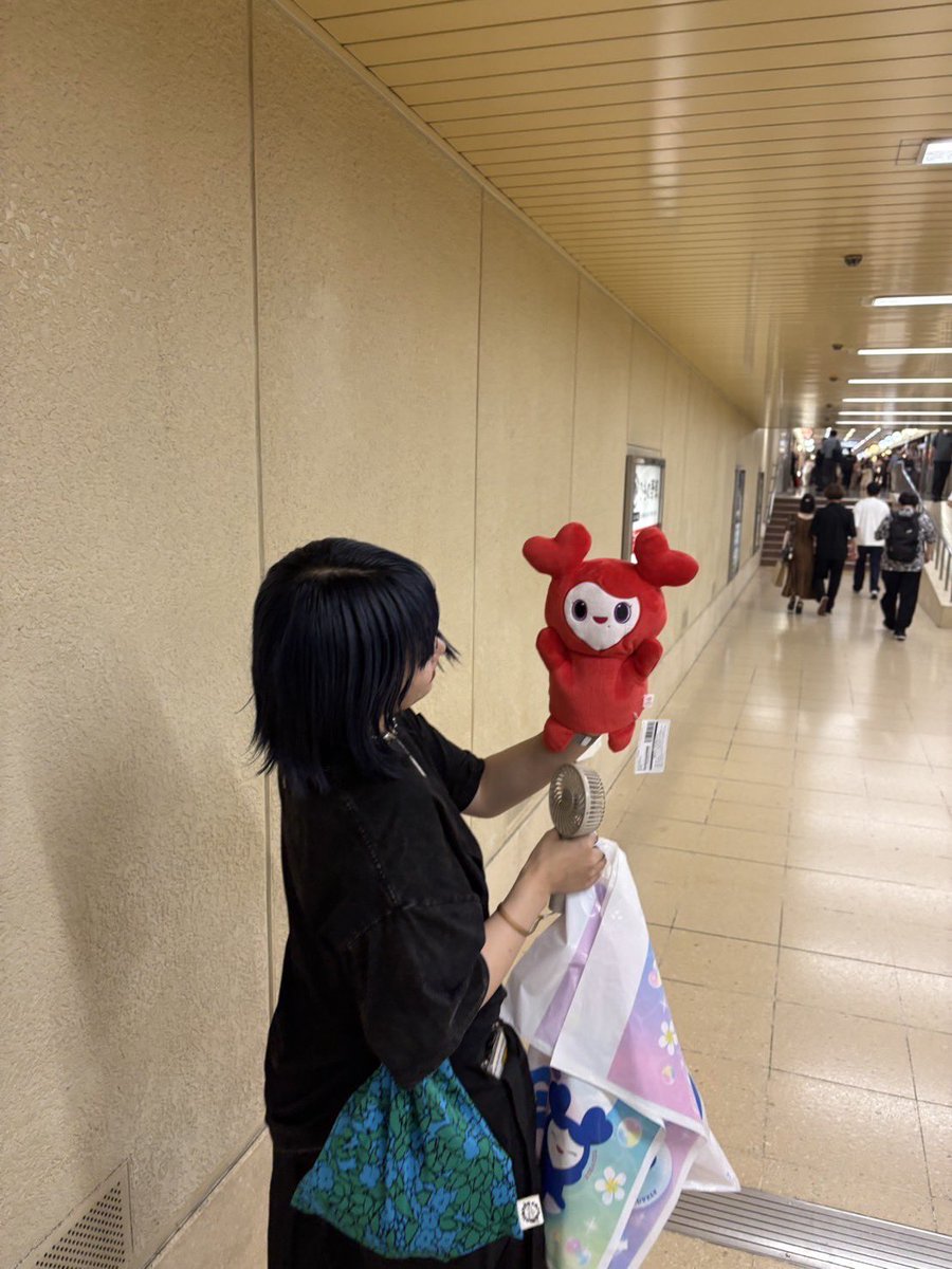 AM_2_43_32's tweet photo. みなさまお久しぶり！
夏してる？ https://t.co/uiEDWrWkfO
