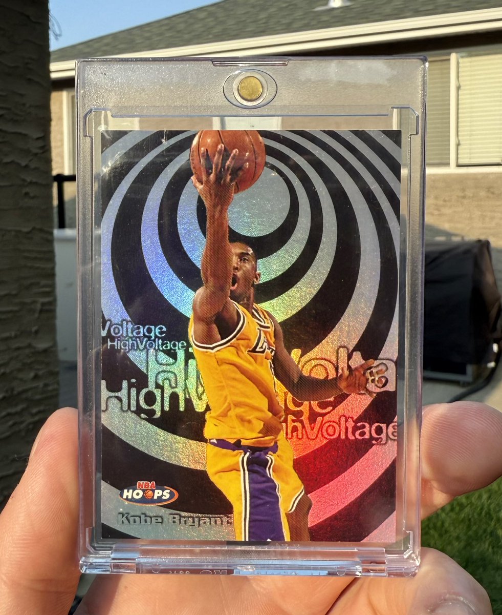 JDrapa's tweet image. Final look at everything else I picked up at my first national. A lot of lessons learned from the experience and some fond memories. Certainly some cons but a lot of pros, overall I was glad I was able to attend and look forward to a possible return!
#thehobby #sportscards #nscc