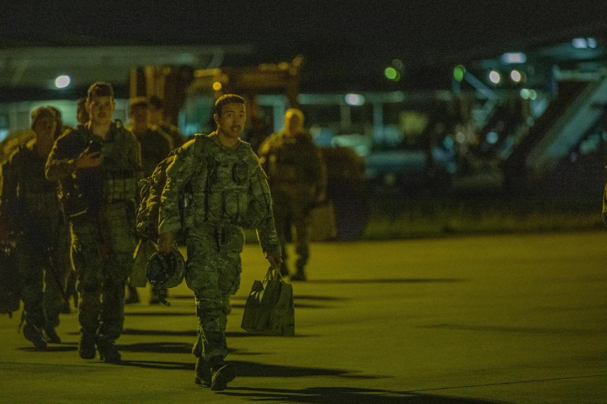 SincerelyQ tweet media