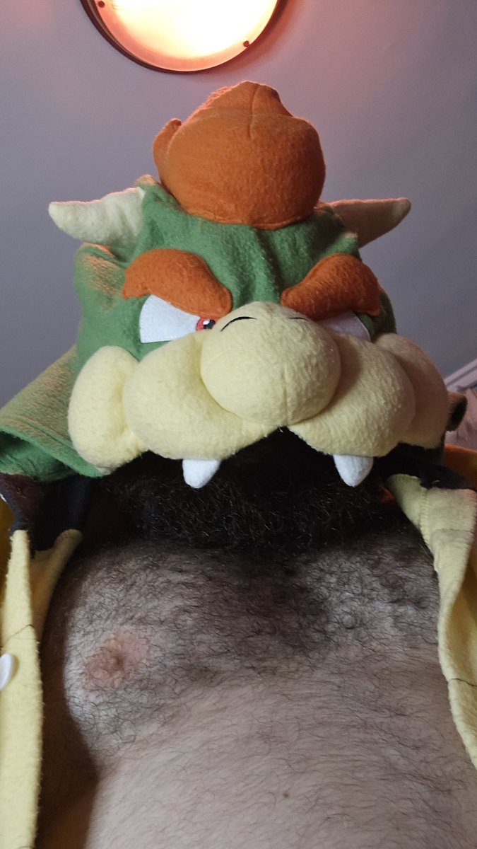 ReAlLuissES's tweet photo. "Hey pal, do you like what you see? It's exhausting being a single dad so come and help me with this "
Luckily i had time to spare on upur King's day so i hope you enjoy this little treat.
👑🐲🔥

Happy #BowserDay2025 #BowserDay #Bowser https://t.co/zX2AKj5S8e