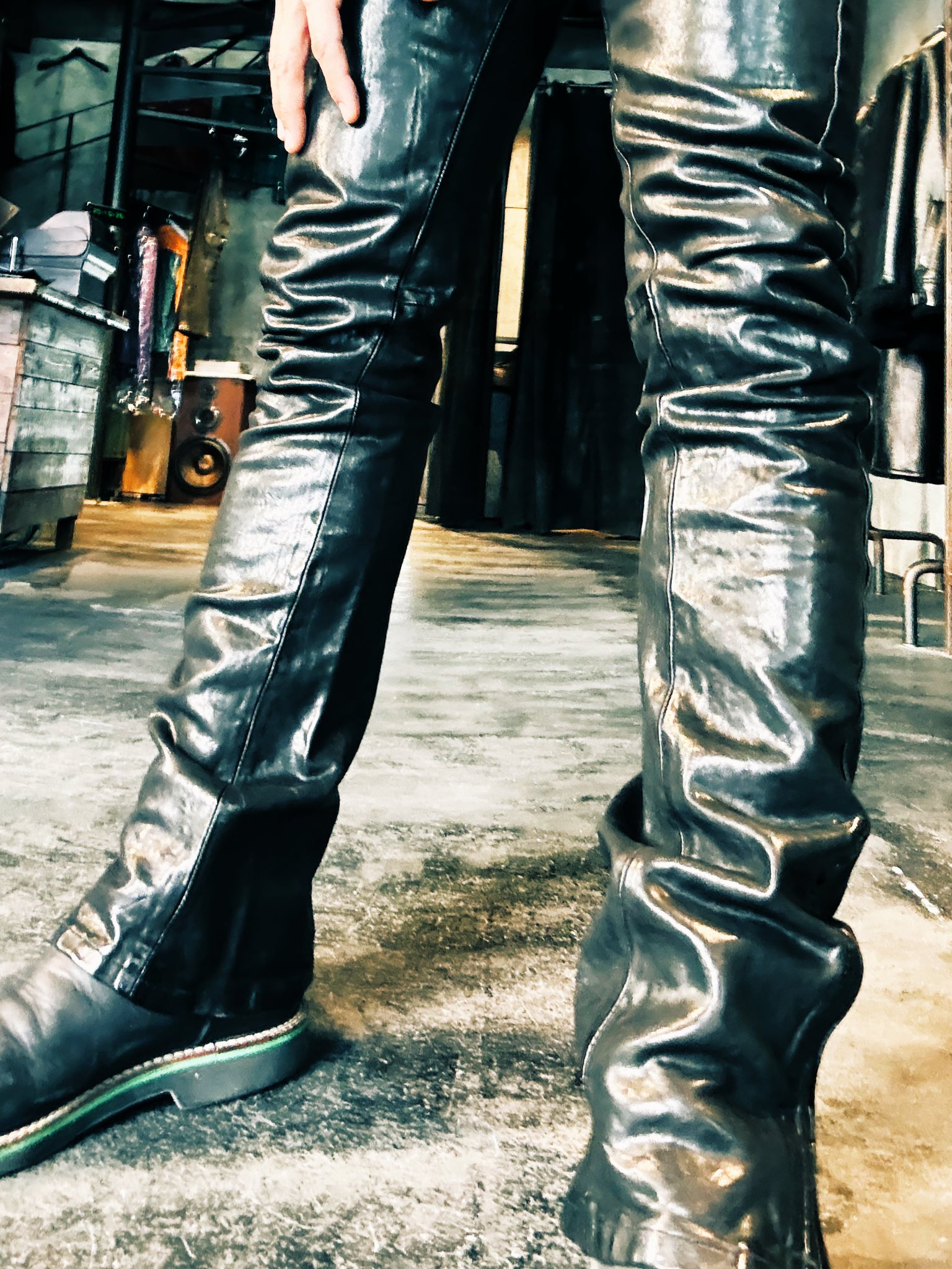 BACKLASH フレンチショルダー 製品染め ジョッパーズ レザー パンツ