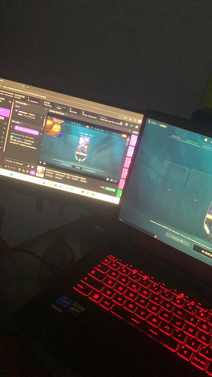 Omg jai élaboré un setup twitch.tv/miyuoff