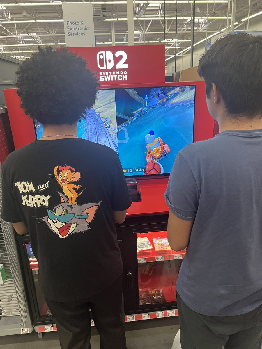 Niggas ran a train on me now they playin Mario kart wtf