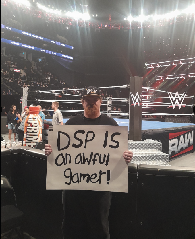 Shout out to this legend at #WWERaw tonight and yes DSP is awful at games.