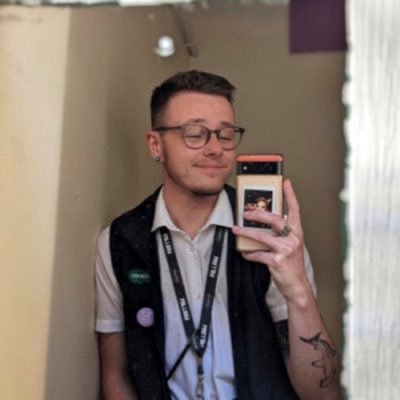 fully convinced this guy is actually some random 16 year pretending to be 27 to rage bait