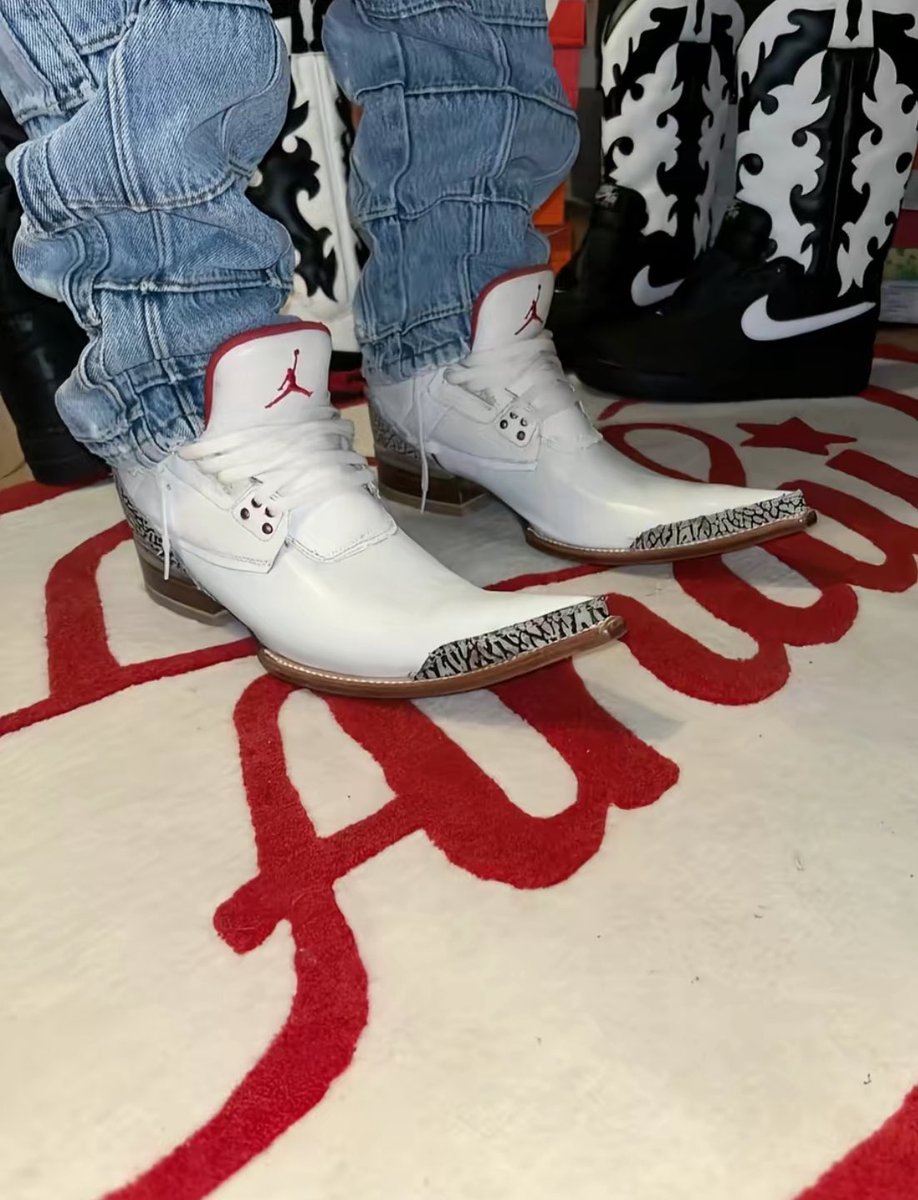 Yall fkn with my shoe game ?