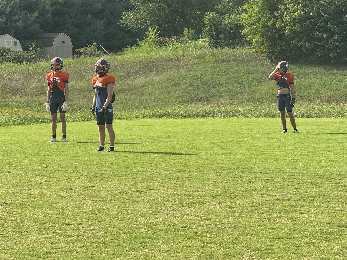 CoachBJalomo's tweet image. Good start to the week! 
@ Stewart’s Creek on Friday! @KCobrasFootball @CoachWatsonKHS #cobrasdontquit #PFE