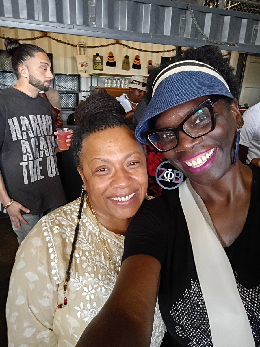 ChitChatComm tweet media