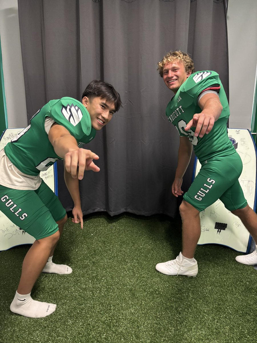Vinh Nguyen (@vinhhnguyen7) on Twitter photo I had a great time being on campus <a href="/EndicottFB/">Endicott College Football</a> and learning about the program! Thank you <a href="/CoachSqualli/">Mehdi Squalli</a> for the hospitality and showing me around campus!
<a href="/MinnechaugFB/">Minnechaug Football</a>
<a href="/CoachPanasci/">Eric Panasci π</a> I had a great time being on campus <a href="/EndicottFB/">Endicott College Football</a> and learning about the program! Thank you <a href="/CoachSqualli/">Mehdi Squalli</a> for the hospitality and showing me around campus!
<a href="/MinnechaugFB/">Minnechaug Football</a>
<a href="/CoachPanasci/">Eric Panasci π</a>