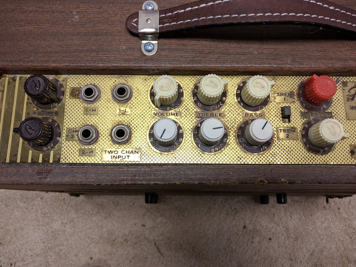 1962 Premier 120R. One of my most favorite amps and is the favorite in my collection of Erik Gustafson, who does most of my videos. 2 6V6, 12", 2 channels, reverb and tremolo (channel selectable) that can be delightfully interactive. The reverb pan is on a removable lower rear