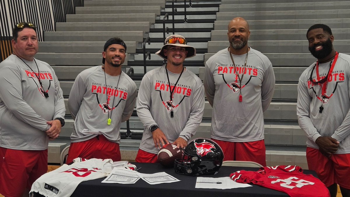 Some of our coaches representing Our football program today during fish camp. Coach Cruz, Robertson, Capp, White &amp; Harris! #countonme