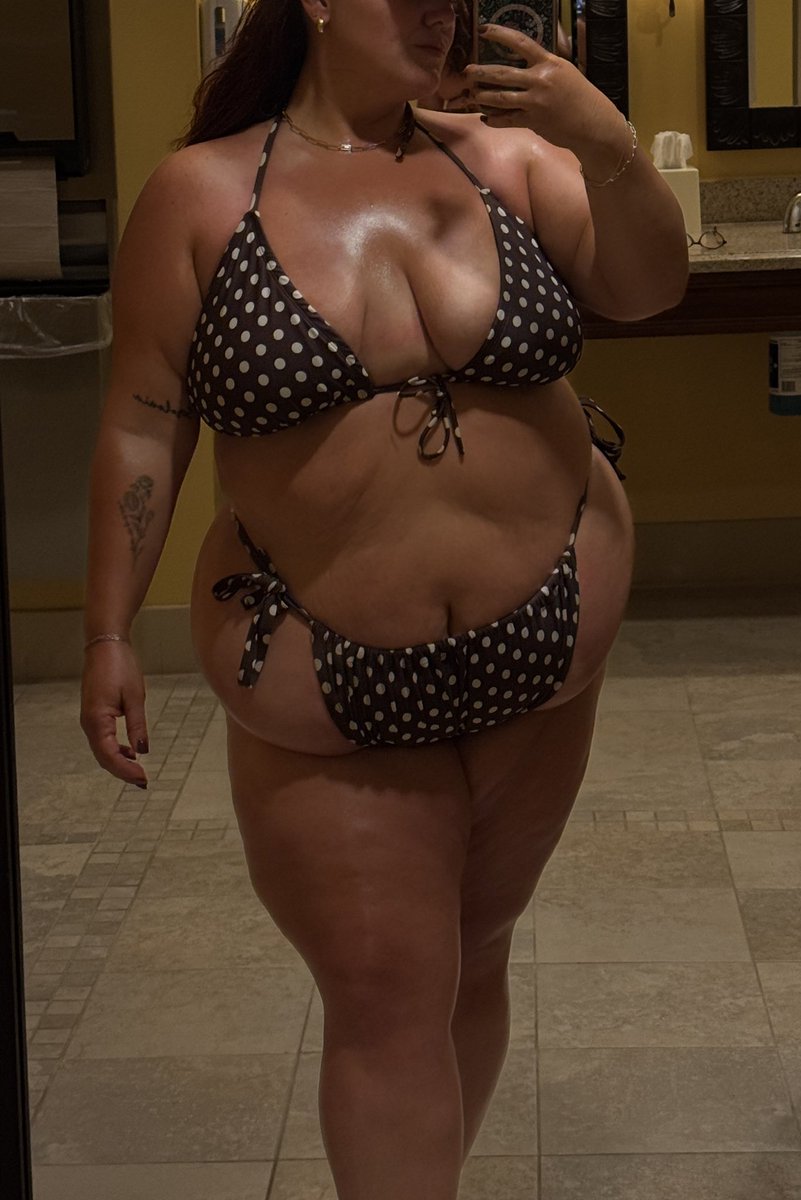 court✨ tweet media