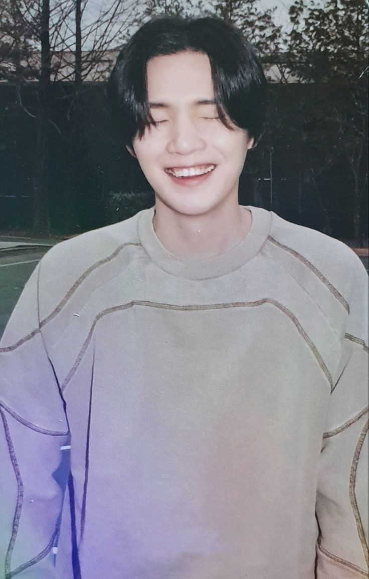 ladysifofasgard's tweet image. y la de hobi con la ardilla que regalaron a los que fueron a los shows final de corea