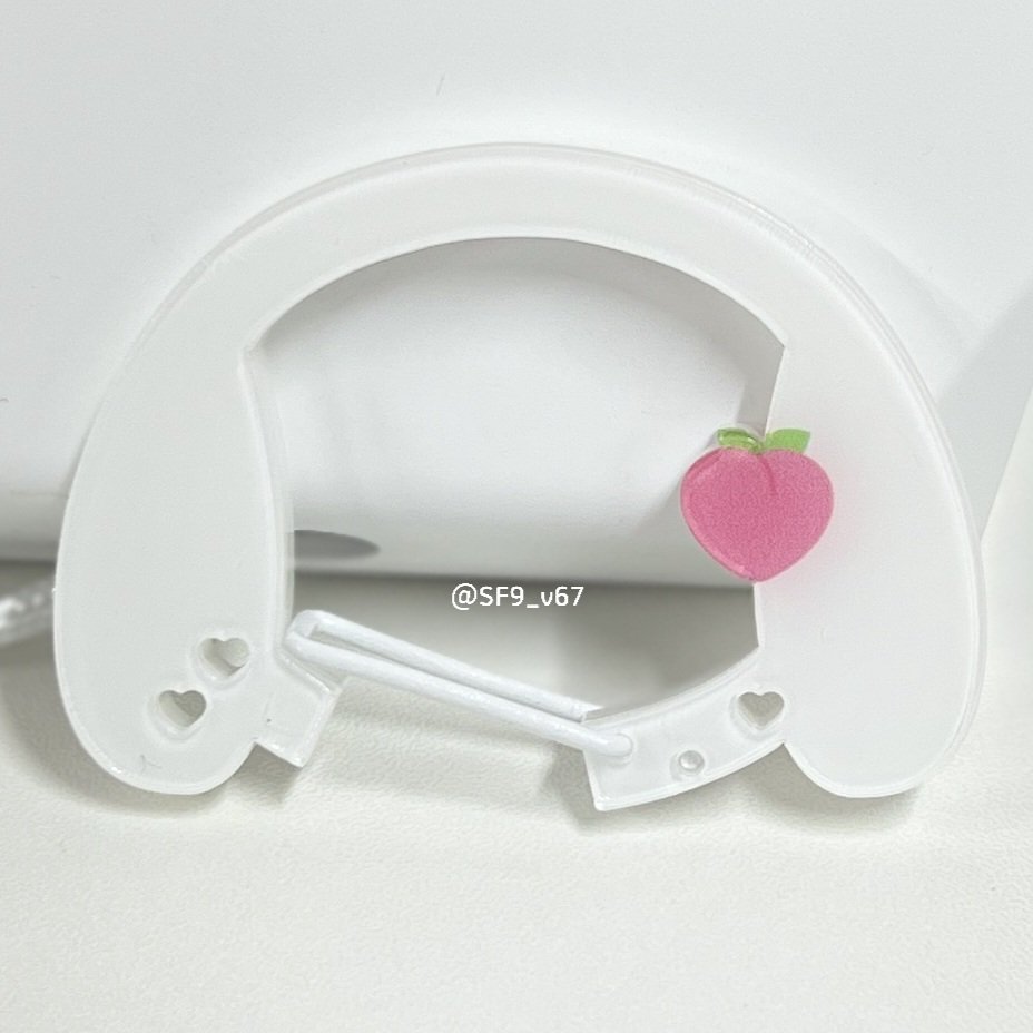 🐣 재윤이 생일을 기념하여 소소한 이벤트 🐣
이 글을 RT 해주시는 🌌판타지🌌 8명 추첨하여 카라비너를 드립니다!  (당발 8월 8일 저녁 이후)

❤️🎉 재윤아 생일 축하해 🎉❤️