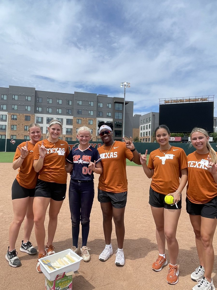 Xylia Dougherty (@xld2031) on Twitter photo Thank you so much <a href="/TexasSoftball/">Texas Softball</a>!! I had the best day at camp! I learned so much from the coaches today! Can’t wait to be back! <a href="/TexasCoachWhite/">Mike White</a> <a href="/PattieeeRuthhh/">Pattie Ruth Taylor</a> <a href="/UT_CoachZ/">Kristen Zaleski</a>
<a href="/topgunfastpitch/">Top Gun Fastpitch</a> <a href="/topgun_skim/">Top Gun National 14u SKIM</a> <a href="/TGA_Turner/">Top Gun National 18U</a> <a href="/TGASciara/">Top Gun National 16</a>
<a href="/ExtraInningSB/">EXTRA INNING SOFTBALL</a> <a href="/SBRRetweets/">Softball Recruiting Reposts</a> <a href="/fastpitchwatch/">Fastpitch Watch</a> Thank you so much <a href="/TexasSoftball/">Texas Softball</a>!! I had the best day at camp! I learned so much from the coaches today! Can’t wait to be back! <a href="/TexasCoachWhite/">Mike White</a> <a href="/PattieeeRuthhh/">Pattie Ruth Taylor</a> <a href="/UT_CoachZ/">Kristen Zaleski</a>
<a href="/topgunfastpitch/">Top Gun Fastpitch</a> <a href="/topgun_skim/">Top Gun National 14u SKIM</a> <a href="/TGA_Turner/">Top Gun National 18U</a> <a href="/TGASciara/">Top Gun National 16</a>
<a href="/ExtraInningSB/">EXTRA INNING SOFTBALL</a> <a href="/SBRRetweets/">Softball Recruiting Reposts</a> <a href="/fastpitchwatch/">Fastpitch Watch</a>