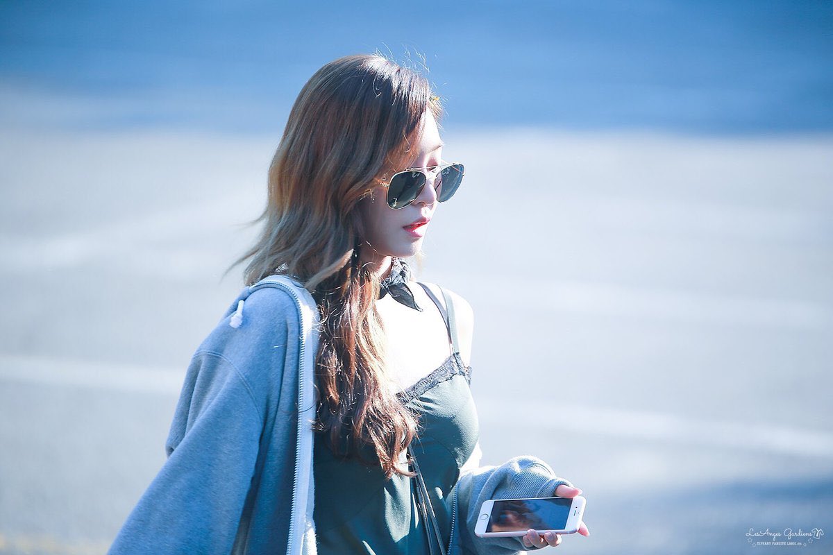 kinderlola's tweet image. Taeyeon posting birthday greetings for Tiffany and included this photo ..
Remember Tiffany’s wallpaper from way, wayyyy back? 

Aahhhhhhh 😍🥰💕