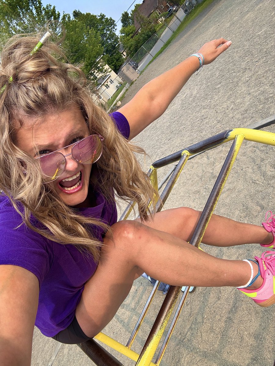 HeyItsMeMissJT's tweet photo. Dust settles. I don't. 
Who's that crazy chick on the playground anyway?! 😝 #HeyItsMeMissJT #AugustLongWeekend #Summer #ParkFit #WorkThoseMuscles #Calisthenics #Basketball #JumpShot #MakingBuckets #HustleAndHeartSetUsApart 🏀💜⛹️‍♀️☀️ https://t.co/QzrWQIBDTg