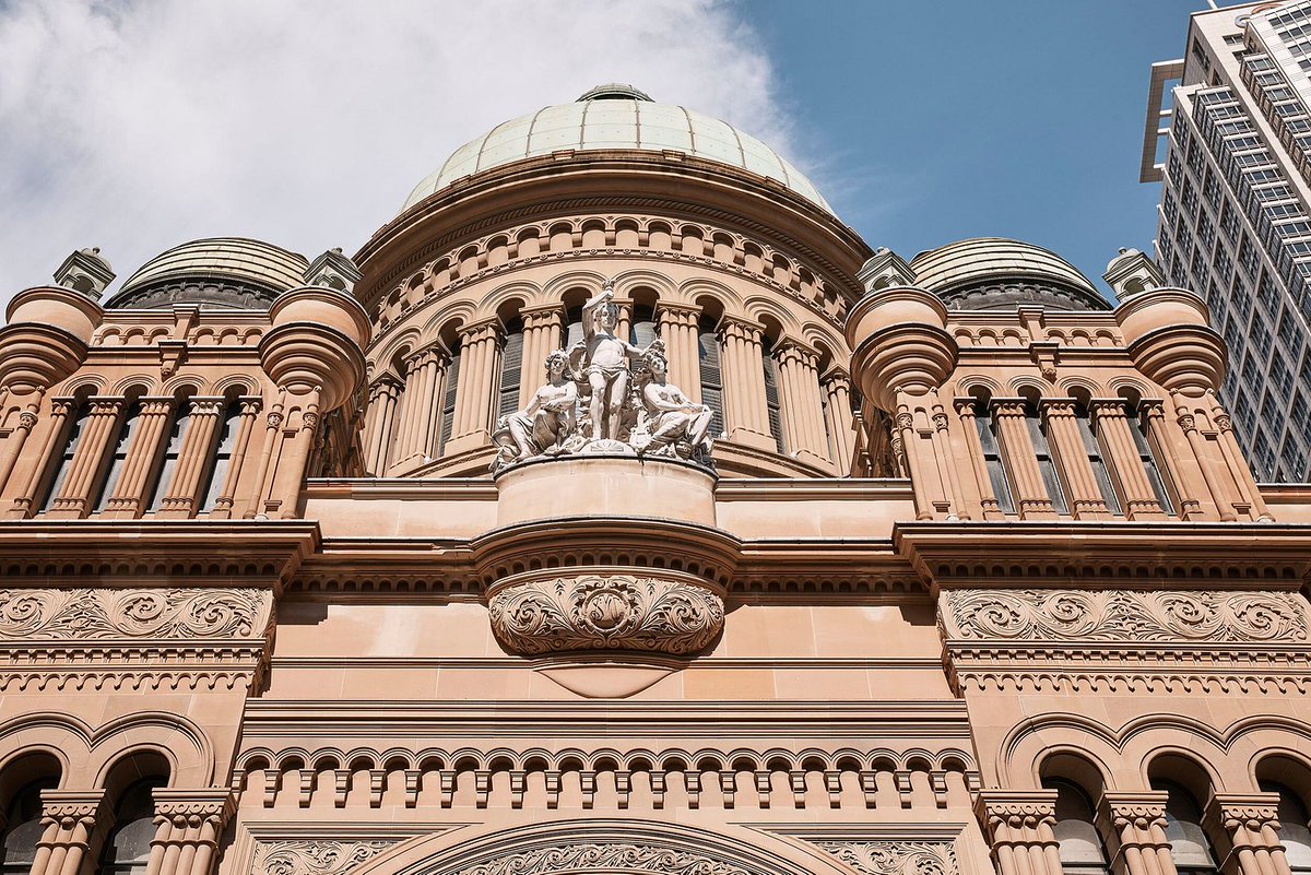 DystopiaNow! tweet media