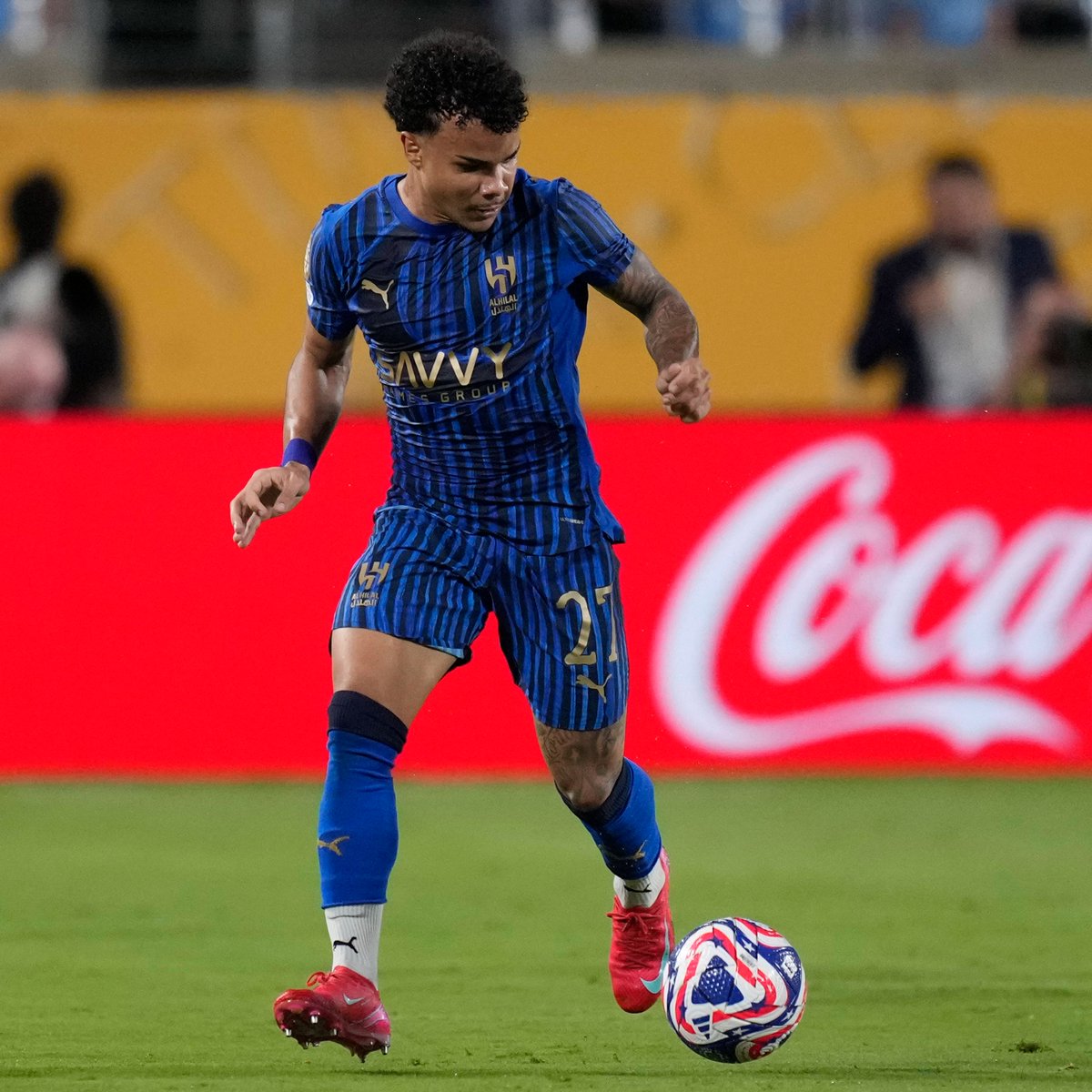 🚨 EXCLUSIVO

O Vitória SC avalia, com rigor, o empréstimo do atleta Kaio César, atualmente no Al Hilal. O jogador está na lista de dispensas da equipa saudita e, inevitavelmente, o seu conhecimento prévio da estrutura vitoriana facilitará as negociações.