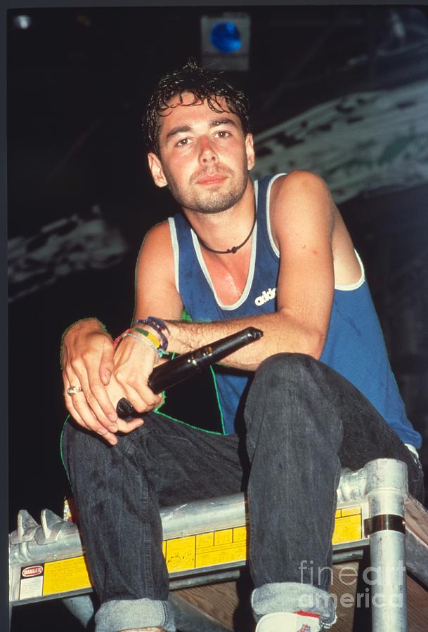 In memory Adam Nathaniel Yauch aka MCA, American bass player, rapper and founding member of the hardcore punkrock / hip hop group Beastie Boys, born on this day in 1964, NYC

Photo by Adam Plastik

#punkrock #hardcorepunk #adamyauch #mca #beastieboys #history #punkrockhistory