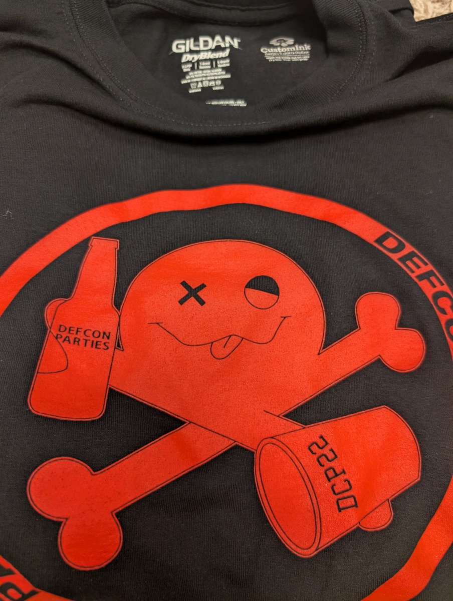 I have (3) Women's V-Neck XL and (1) Regular XL Shirt to give away. Pick up will be at Hacker Jeopardy on Friday. Reply with which shirt you want. 1 per person, X account must be the one picking up (no exceptions) FCFS.
