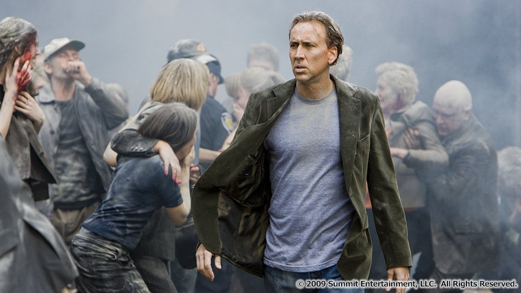 【ノウイング】

小学校で50年前に埋めたタイムカプセルを掘り起こし1枚の紙を持ち帰ってきた少年。その紙にはひたすら数字の羅列があり、宇宙物理学教授である父親が人類存亡の予言であることを突き止める。

謎を解明していくドキドキ感と予言の恐怖に怯えるハリウッドの楽しさが詰まったSF傑作。