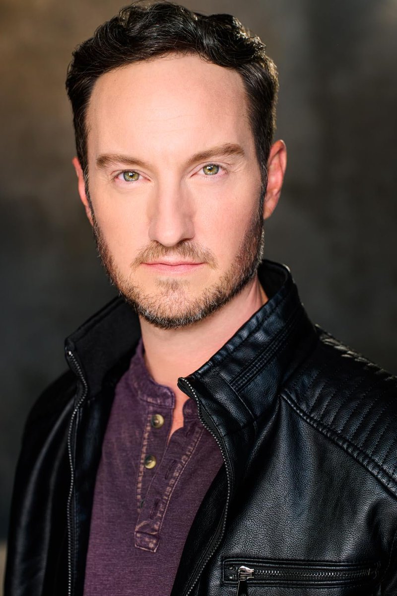 Freddys_Brasil's tweet image. O ator Jeremy Warner foi confirmado no elenco de FIVE NIGHTS AT FREDDY'S 2, interpretando o "Diretor da Escola" no novo filme da Blumhouse! 👀

📌 Fonte: IMDb (imdb.com/title/tt302744…)

#FNAF #FNAF2 #FNAFMovie #FNAFMovie2 #FiveNightsAtFreddy