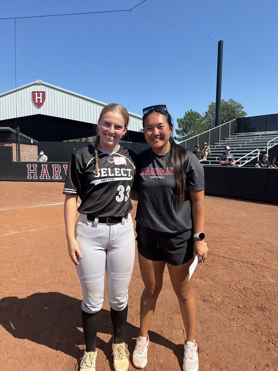 lauren_overbey3's tweet image. Thank you @HarvardSB for an amazing camp on Saturday! I loved the hitting drills we did and the feedback I received. I also liked the scrimmage at the end! Go Crimson! @coachjennyrohn @_xiaaaooo @Coachclaireroll @SFP18UA @selectFP08
