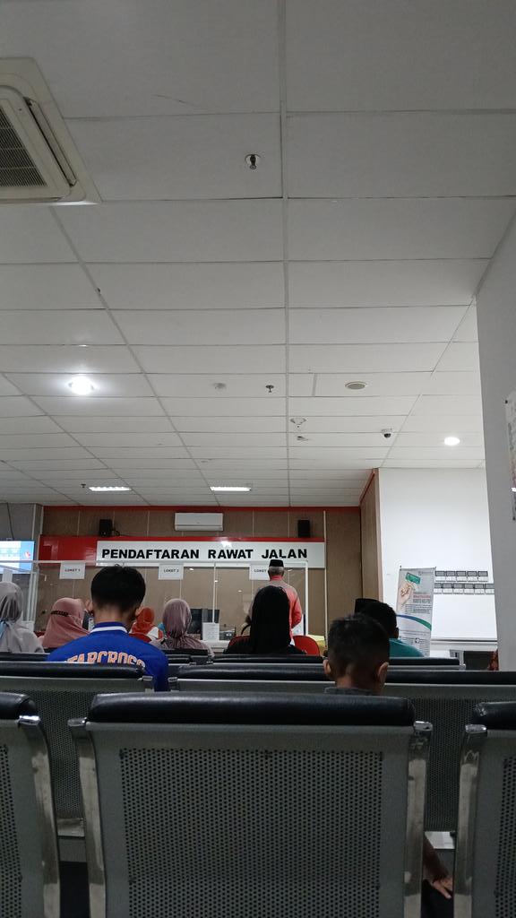 erakeciL's tweet photo. Apel selasa pagi https://t.co/a8z3k6AkES