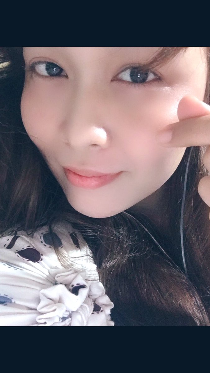 Thả tim ik để nguyên ngày được may mắn vui vẻ nè hihi 😘😘