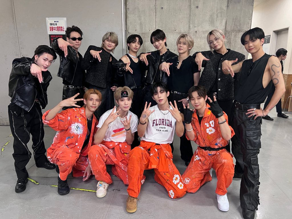 TRIGER Official Japan (@trigger_jp) on Twitter photo 昨日はクラブチッタ川崎さんでのライブイベントの後に、ご一緒したU&piaさん (<a href="/uandpiaofficial/">U&pia 【公式】</a> )とお写真撮っていただきました!
一緒に撮影したチャレンジ動画の公開もお楽しみに✨
#TRIGER #uandpia 昨日はクラブチッタ川崎さんでのライブイベントの後に、ご一緒したU&piaさん (<a href="/uandpiaofficial/">U&pia 【公式】</a> )とお写真撮っていただきました!
一緒に撮影したチャレンジ動画の公開もお楽しみに✨
#TRIGER #uandpia