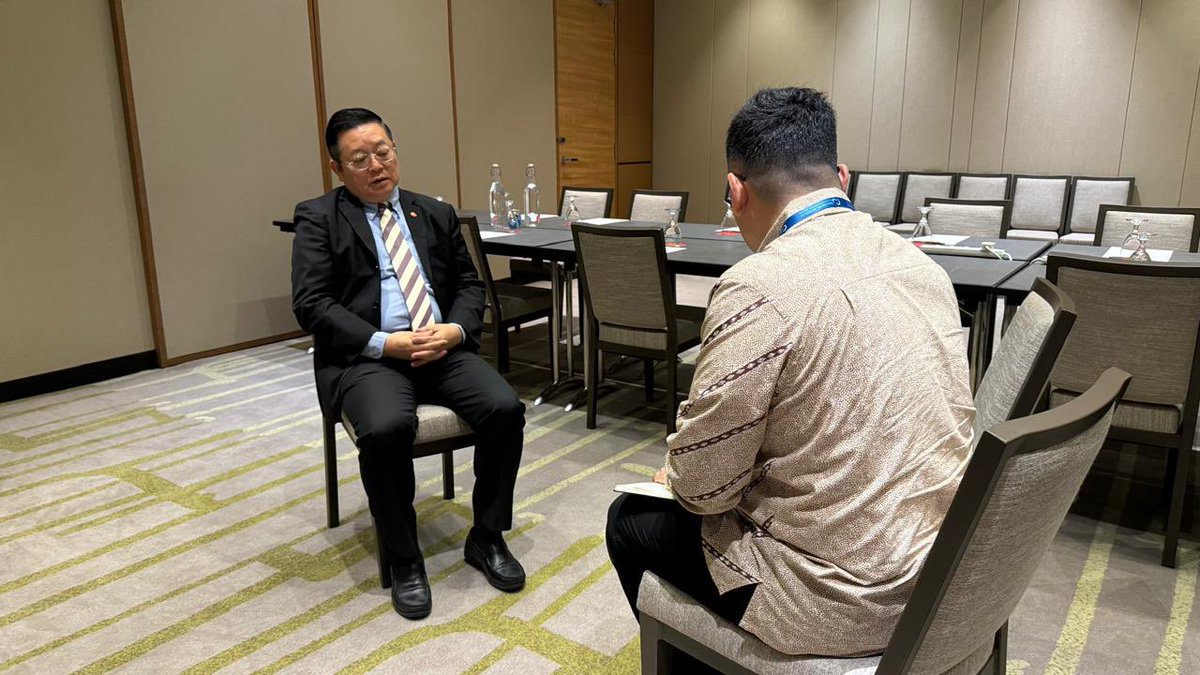 Secretary-General of ASEAN, Dr. Kao Kim Hourn, today gave an interview to the Straits Times on the sidelines of his participation in the 17th ASEAN and Asia Forum, in Singapore. Dr. Kao elaborated on ASEAN's priorities and external relations, and he also shared his thoughts and