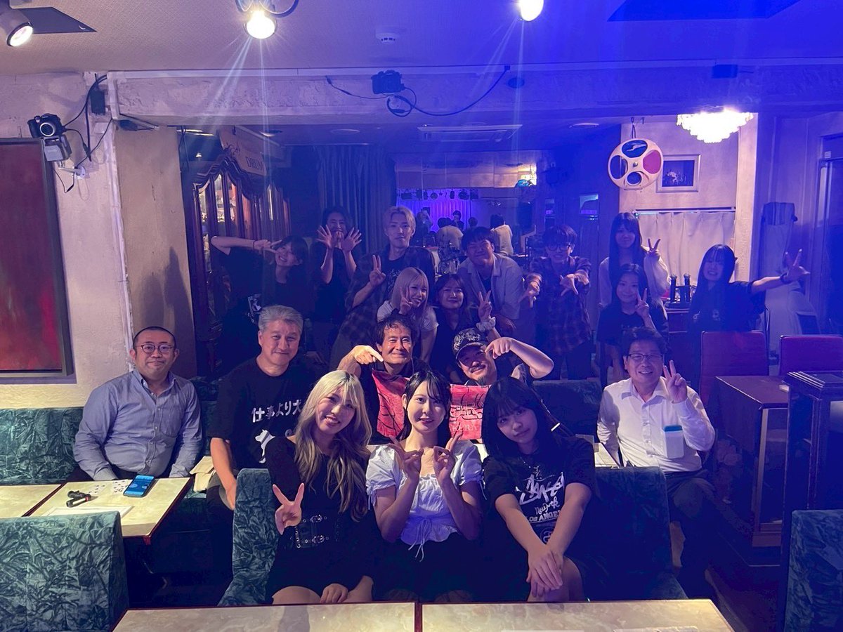 【Emotion presents  Summer Night】
2025/08/04

Emotion夏企画「Summer Night」ありがとうございました✨

普段とは違いテイストでの企画で素敵な夏の夜になりました🎇

ご出演いただいたアーティストさん、ご来場いただいた方々ありがとうございました！

#ssw #Emotion #ライブ