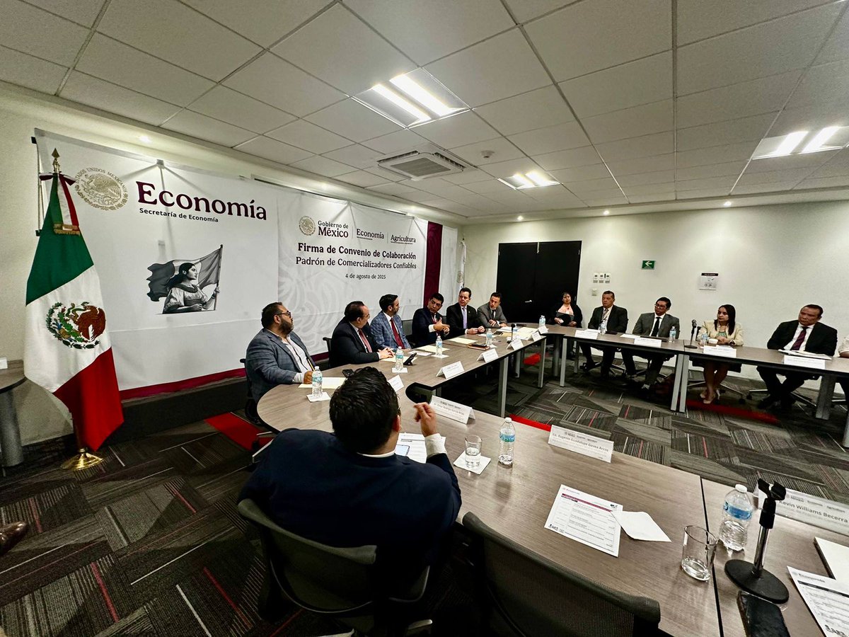 Economía México (@se_mx) on Twitter photo Así se avanza en uno de los puntos vitales del Plan México del secretario <a href="/m_ebrard/">Marcelo Ebrard C.</a> y la presidenta <a href="/Claudiashein/">Claudia Sheinbaum Pardo</a>, la autosuficiencia alimentaria. Así se avanza en uno de los puntos vitales del Plan México del secretario <a href="/m_ebrard/">Marcelo Ebrard C.</a> y la presidenta <a href="/Claudiashein/">Claudia Sheinbaum Pardo</a>, la autosuficiencia alimentaria.