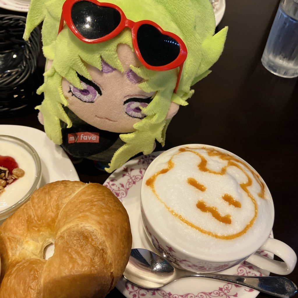 #これを見た人は無言で去年の8月の画像を貼る