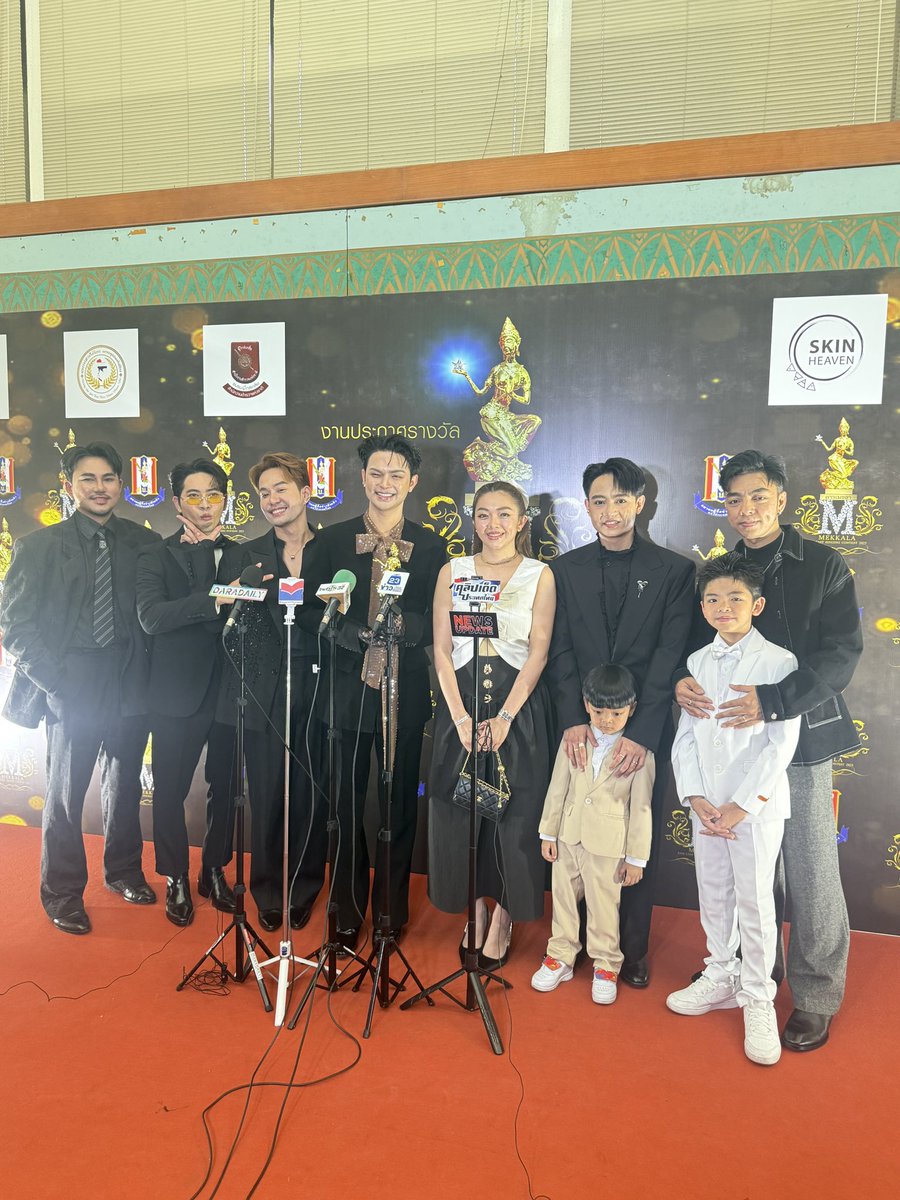 #แบงค์ศรราม แม่ยกกรี๊ดแตกแตนเอ่ยชื่อทักทาย#ด้อมเด็กวัดเสียงหวาน #เต๋าอโนทัย #เอสปราชญา #บาสอาทิตย์ 

Link : youtube.com/shorts/f4mkBR_…

#ลิเกคณะศรรามน้ําเพชร 
#น้ำเพชรเอนกลาภ
#บิ๊กนรเสฐฏ์
#เต๋าอโนทัย 
#เอสปราชญา
 #บาสอาทิตย์
#ศรรามน้ำเพชร 
#ด้อมเด็กวัดเสียงหวาน 
#Banksornn