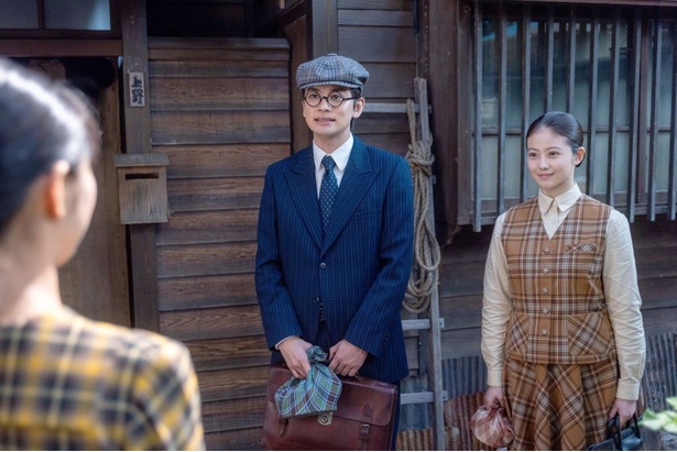 ＜明日のあんぱん＞
#今田美桜“のぶ”と #北村匠海 “嵩”は、
のど自慢の予選会で歌う #原菜乃華 “メイコ”を応援する

▼記事の続きはこちら▼
thetv.jp/news/detail/12…

#朝ドラあんぱん　#高橋文哉　#河合優実