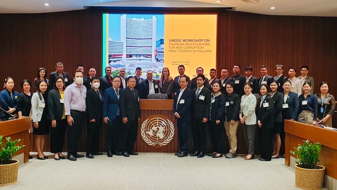 #HappeningNow: UNODC workshop in 🇹🇭 #Bangkok boosts financial investigations into #corruption.

40+ officials use case studies &amp; AI to explore #FollowTheMoney &amp; recover stolen assets.

🛡️ Fighting #corruption also requires following the money!

#UNCAC #UnitedAgainstCorruption