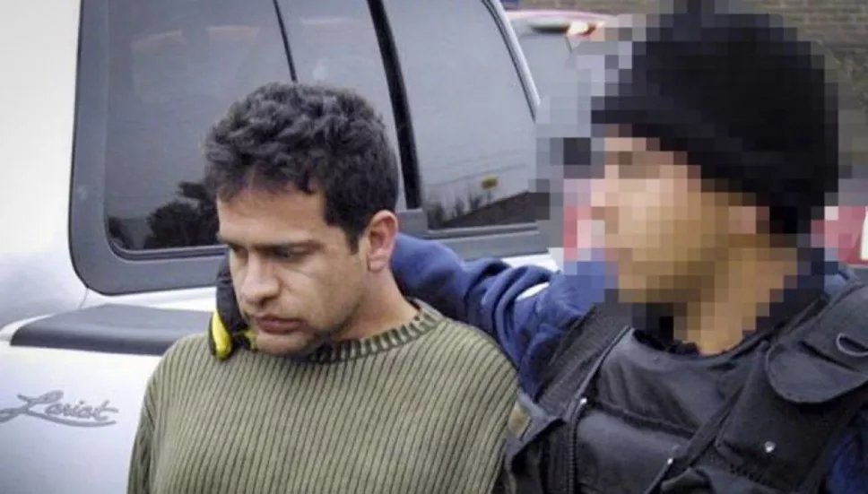 La liberación de Israel Vallarta es inconcebible. 🚨 
Al menos seis secuestrados lo denunciaron y reconocieron. Una de las víctimas fue asesinada.
Este caso nos lleva a 2004, cuando la Marcha de Blanco en la Ciudad de México, surgida como respuesta a la inseguridad, se convirtió