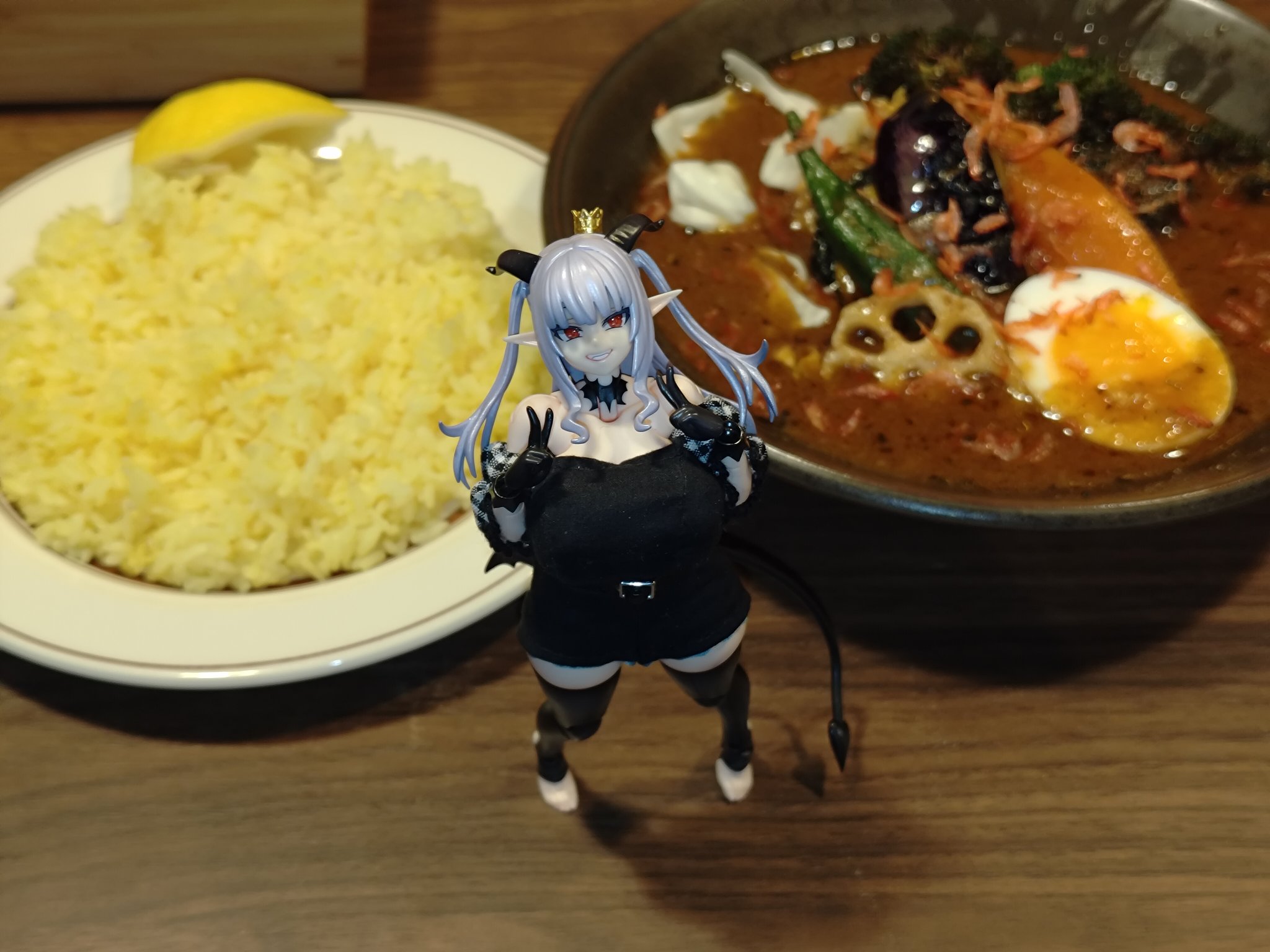 よしむね　超レア　むちゃちゃ　猫柄スカンツ ねいねい on X: 