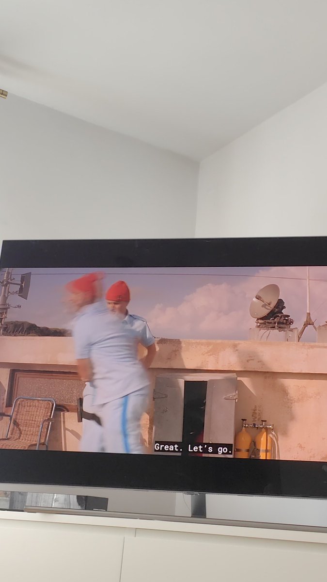 Valenc11a's tweet photo. Watching the life aquatic with Steve zissou!!
#wesanderson https://t.co/r7YSvVUzO1