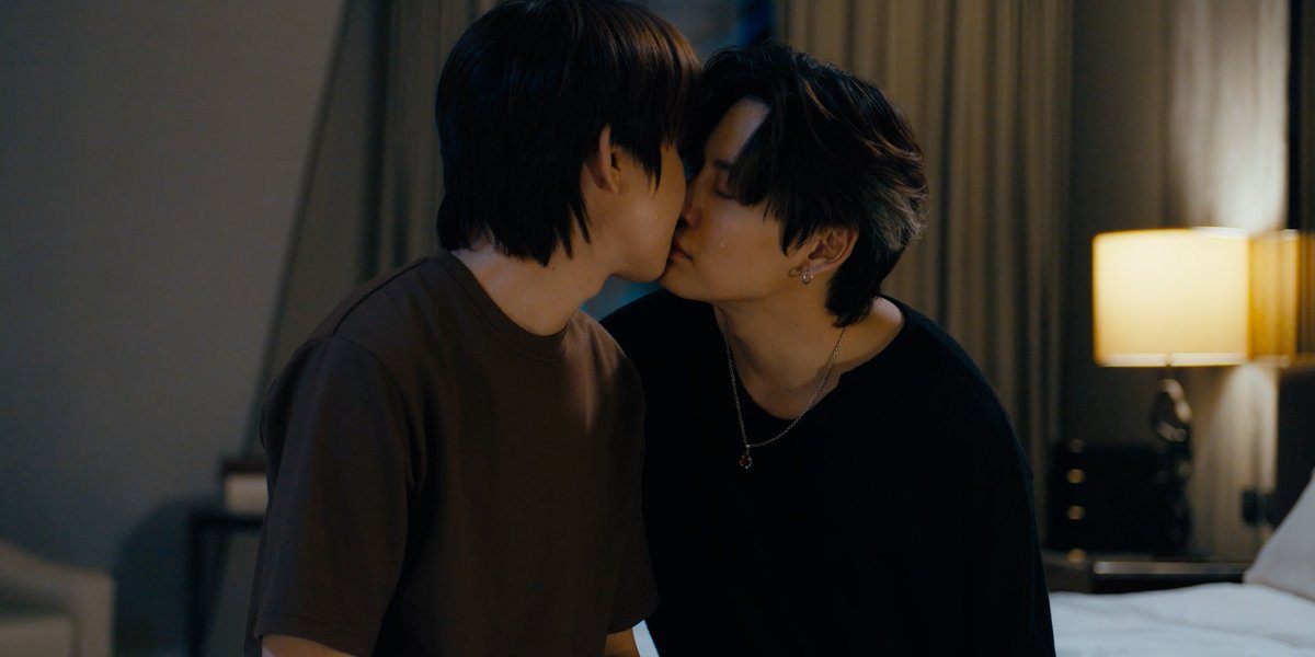 RevampSeriesTH's tweet photo. "การที่มีหัวใจที่เต้นอยู่ มันน่าตื่นเต้นมากเลยนะ" /ท่านรามิลอยากลองใจเต้นอีกครั้งกับน้องปัณณ์ใช่ป่าว 🥺

#RevampSeries 
@bb0un @Prem_space https://t.co/cNUStiOcJM