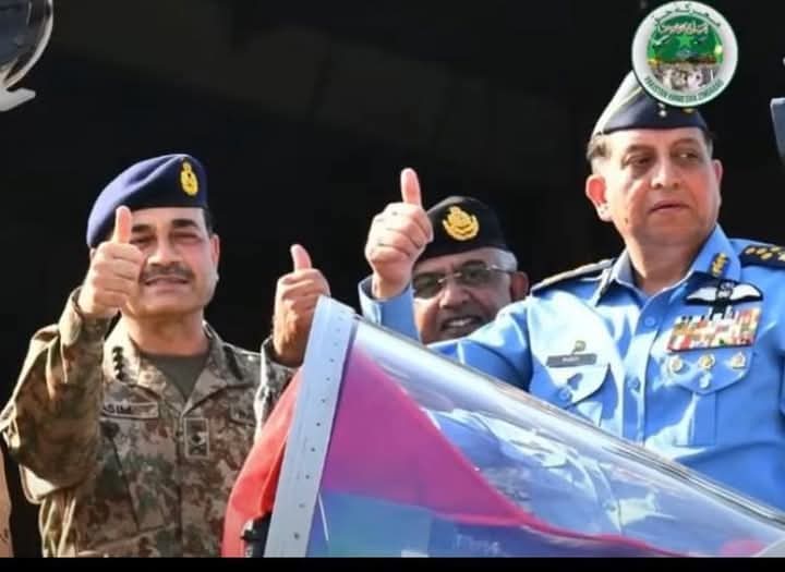 پاکستان ہر طرح کی دشمنانہ جارحیت یا خطرے کا مؤثر جواب دینے کے لیے ہمہ وقت مکمل تیار ہے۔ ہماری تیاری بھرپور ہے اور دشمن کو ہمیشہ حیران کن جواب دیا جائے گا۔