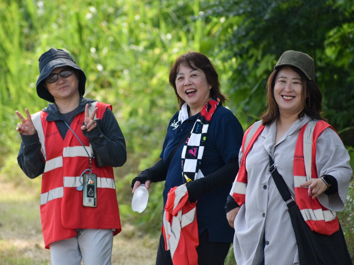 parkrunでボランティアしてみませんか？

新しい役割にチャレンジしたり、これまでのスキルを活かしたり、家族や友だちと一緒に楽しみながらコミュニティに貢献できるチャンスがたくさんあります。😊 

⬇️ 詳しくはこちらから
parkrun.me/gvnjh