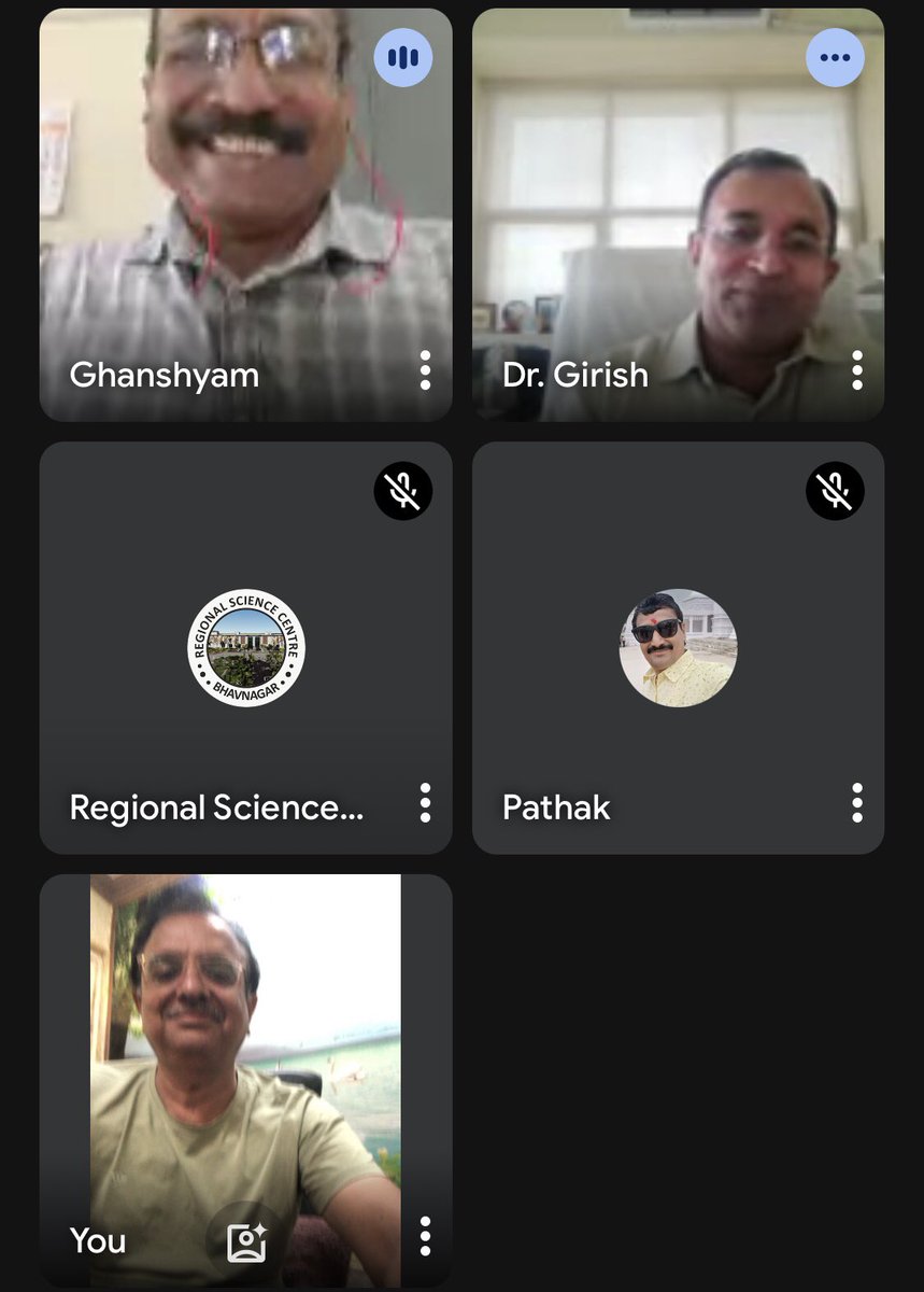 s_amrel's tweet image. #ProjectDirector Of @RSCBhavnagar Dr.#GirishGoswami Sir encouraged to #CSCmembers of #Bhavangar region to  maximum students paricipation in the innovative activities and schemes of @InfoGujcost @dstGujarat!

@PMOIndia @CMOGuj @narottamsahoo @IndiaDST @karandi65 @QuantumYear2025