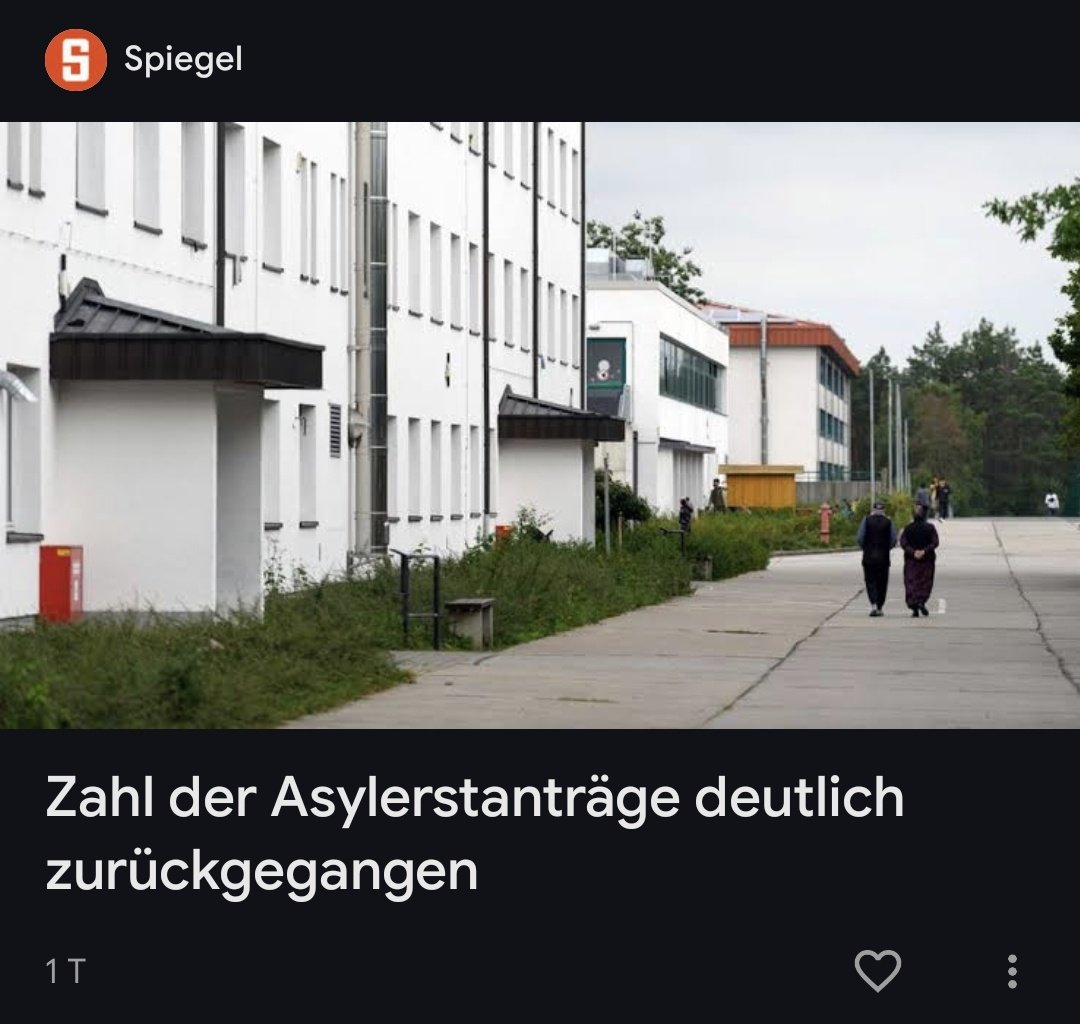 Ist irgendwie paradox, wie sich Politiker hier reihenweise in Sendungen setzen und dann erzählen, was ihnen vorschwebt, wie dieses Land schlechter zu machen wäre, um es unattraktiv zu machen für die, die eine neue Chance suchen.

Und so rum denken die das wirklich.
Alles andere