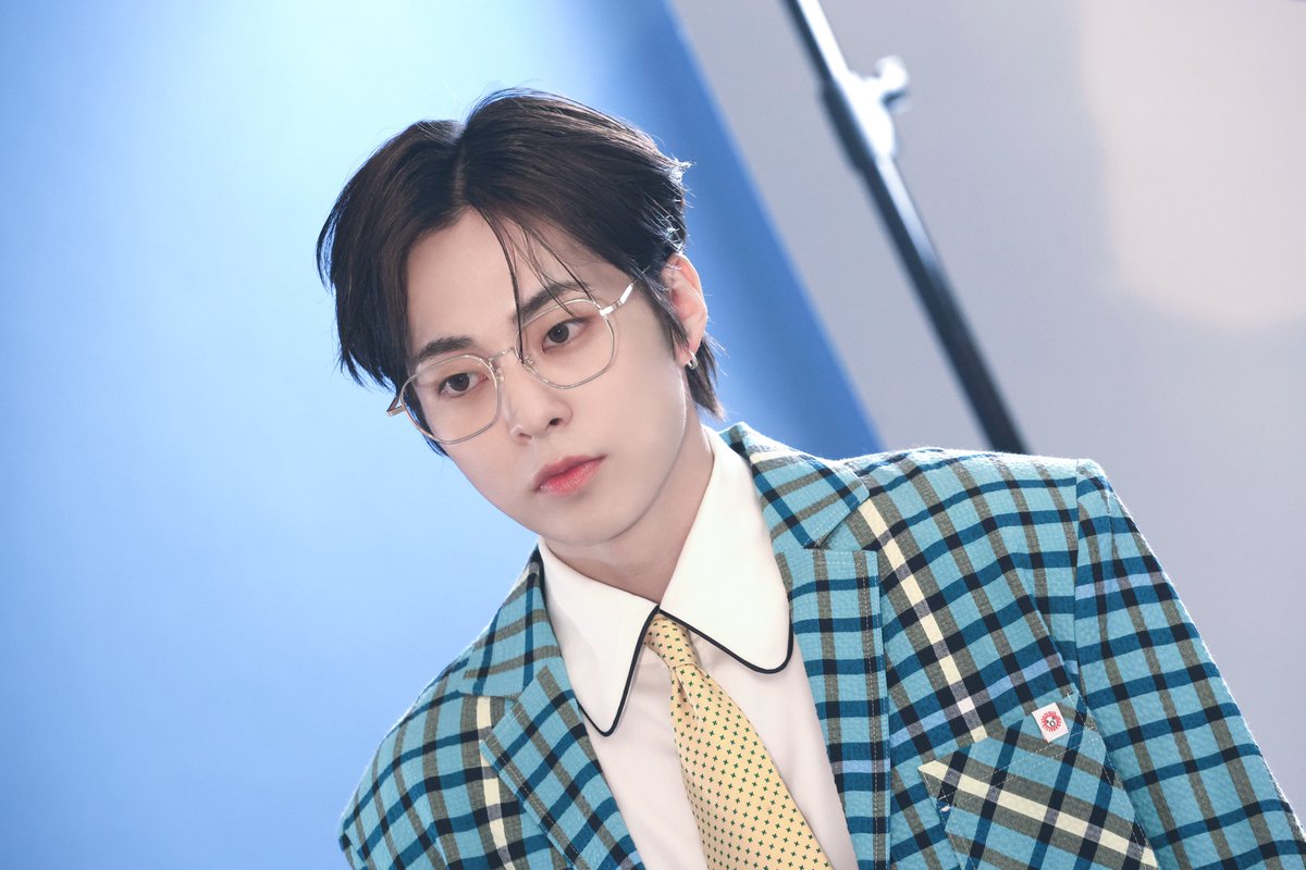 XIUMIN_INB100's tweet image. 📸 2025 XIUMIN FAN CONCERT &amp;lt; X Times ( ) &amp;gt; Poster Behind | 시우민 (XIUMIN) Behind Photo

weverse.io/xiumin/media/3…

#시우민 #XIUMIN #Xtimes